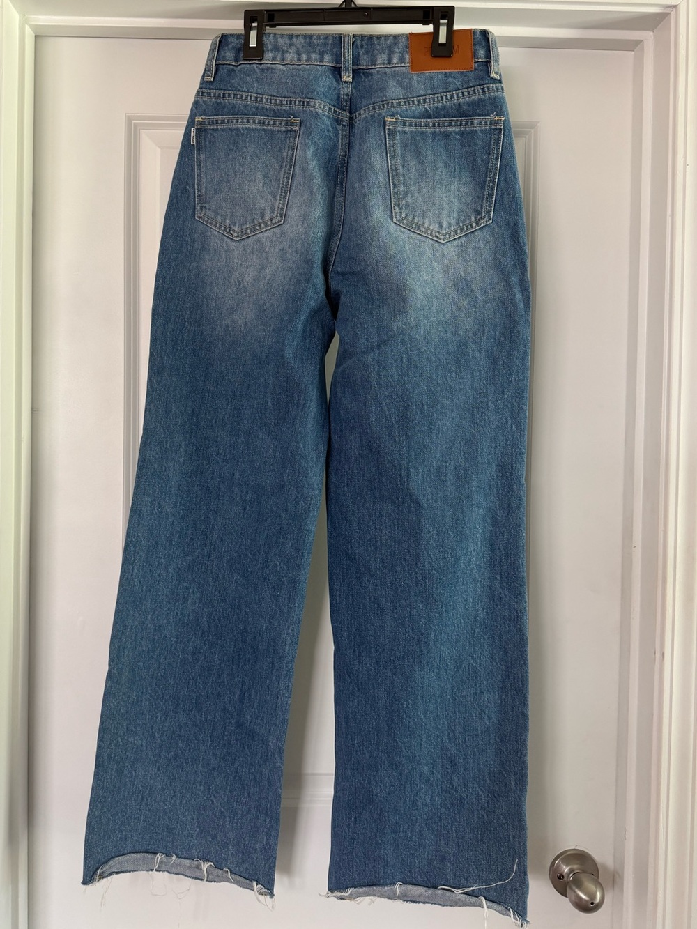 Princess Polly High Rise Wide Leg Jeans Size 4